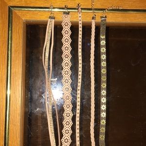 chokers
